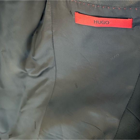 Hugo Boss Tuxedo - Picture 4 of 4